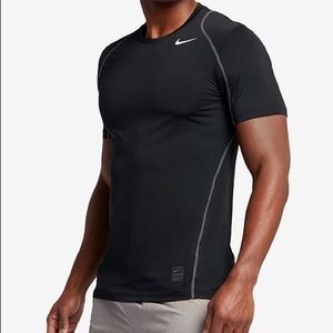 NIKE PRO - BLACK - MEDIUM - BRAND NEW
